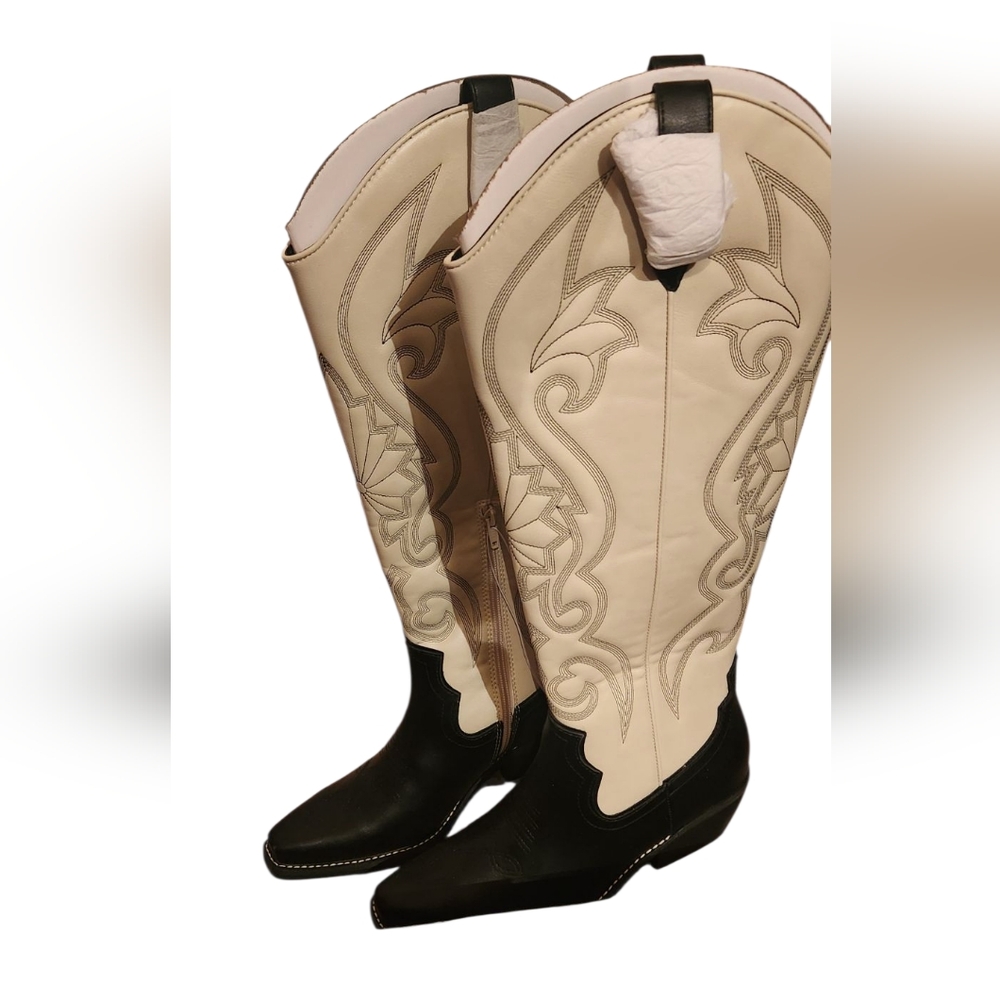 New With Tags WILD FABLE Kenzie Memory Foam Black and White Cowboy Boots Size 8